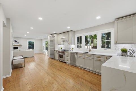 Tiny photo for 542 E Prospect Avenue, Lake Bluff, IL 60044 (MLS # 12779642)