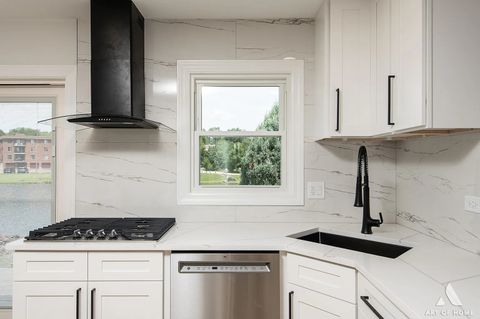 Tiny photo for 1028 Aspen Court, Lake Zurich, IL 60047 (MLS # 12425278)