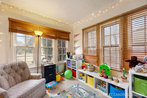 Tiny photo for 355 Lawndale Avenue, Aurora, IL 60506 (MLS # 12592294)