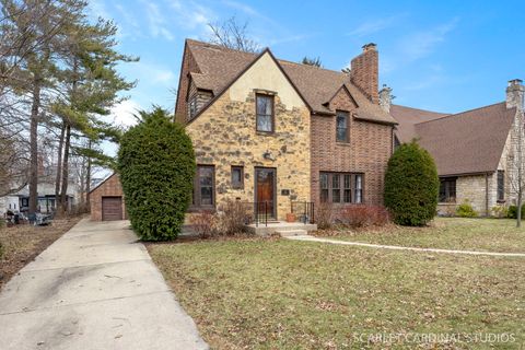 Tiny photo for 355 Lawndale Avenue, Aurora, IL 60506 (MLS # 12592294)