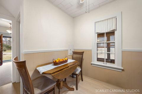 Tiny photo for 355 Lawndale Avenue, Aurora, IL 60506 (MLS # 12592294)