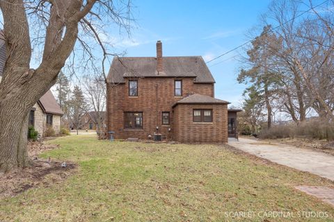 Tiny photo for 355 Lawndale Avenue, Aurora, IL 60506 (MLS # 12592294)