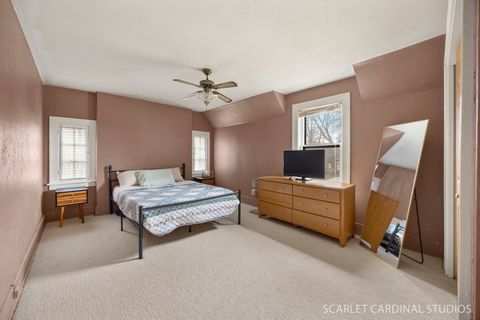 Tiny photo for 355 Lawndale Avenue, Aurora, IL 60506 (MLS # 12592294)