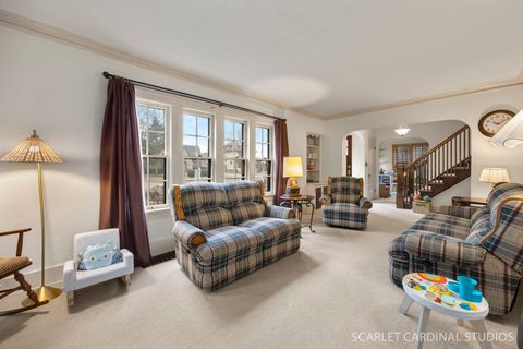 Tiny photo for 355 Lawndale Avenue, Aurora, IL 60506 (MLS # 12592294)