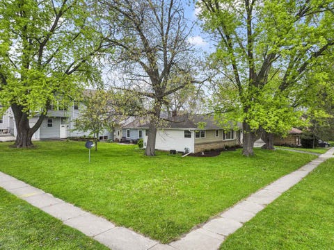 Tiny photo for 3314 Washington Street, McHenry, IL 60050 (MLS # 12634616)