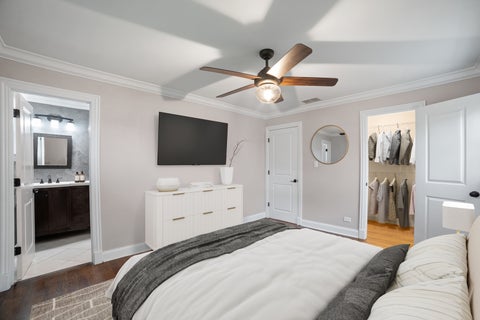 Tiny photo for 109 Crest Avenue, Elk Grove Village, IL 60007 (MLS # 12741065)