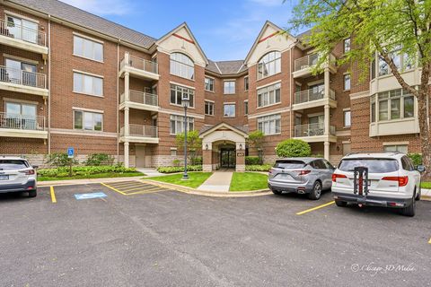 Photo of 445 Village Green Parkway #304, Lincolnshire, IL 60069 (MLS # 12688245)