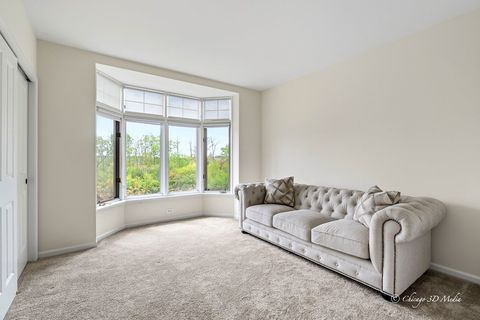 Tiny photo for 445 Village Green Parkway #304, Lincolnshire, IL 60069 (MLS # 12688245)