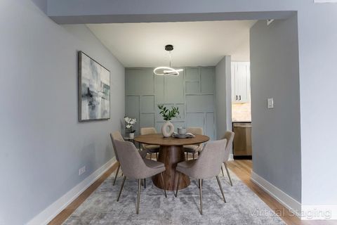 Tiny photo for 10 Oak Creek Drive #1020, Buffalo Grove, IL 60089 (MLS # 12588338)