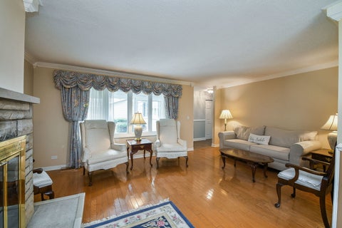 Tiny photo for 337 W Edson Place, Lombard, IL 60148 (MLS # 12762579)