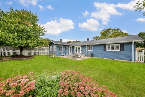 Tiny photo for 337 W Edson Place, Lombard, IL 60148 (MLS # 12762579)