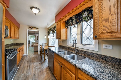 Tiny photo for 337 W Edson Place, Lombard, IL 60148 (MLS # 12762579)