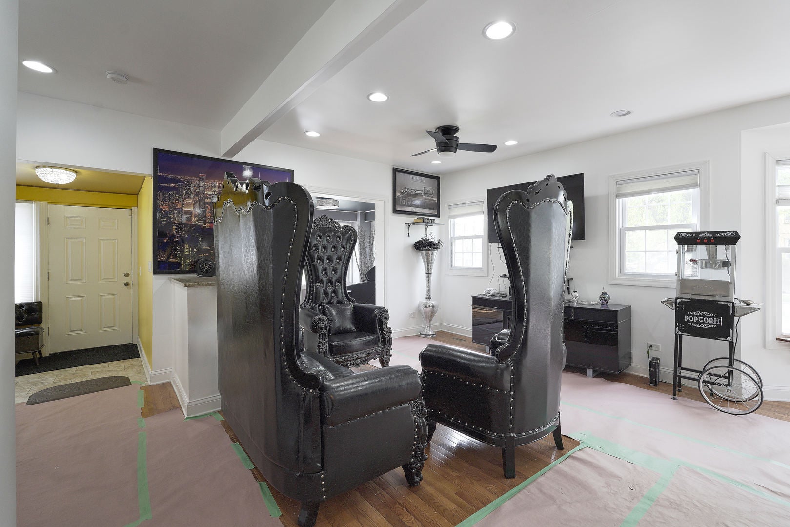 200 N Mayfield Avenue