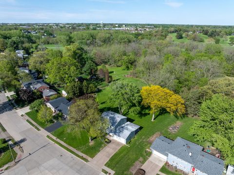 Tiny photo for 2625 Fairhaven Road, Davenport, IA 52803 (MLS # 12632522)