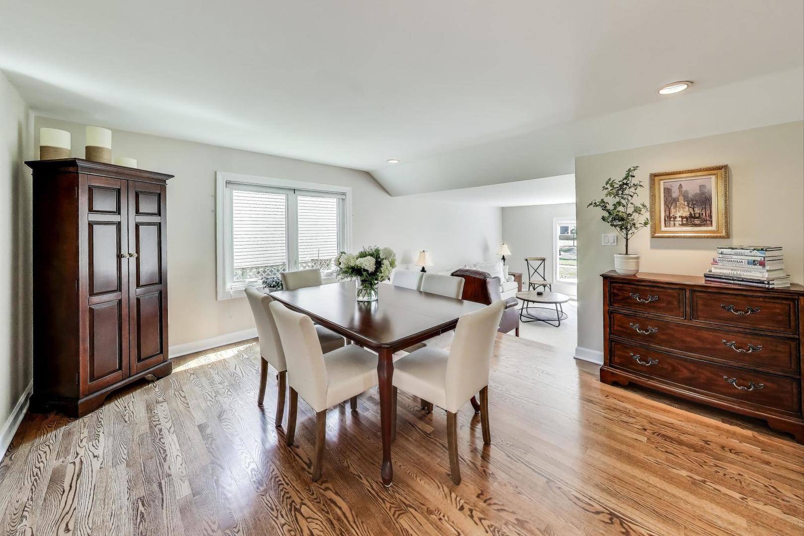 1804 E Apache Lane