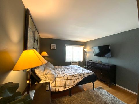 Tiny photo for 7854 S South Shore Drive #405, Chicago, IL 60649 (MLS # 12459848)