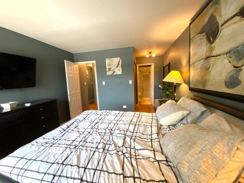 Tiny photo for 7854 S South Shore Drive #405, Chicago, IL 60649 (MLS # 12459848)