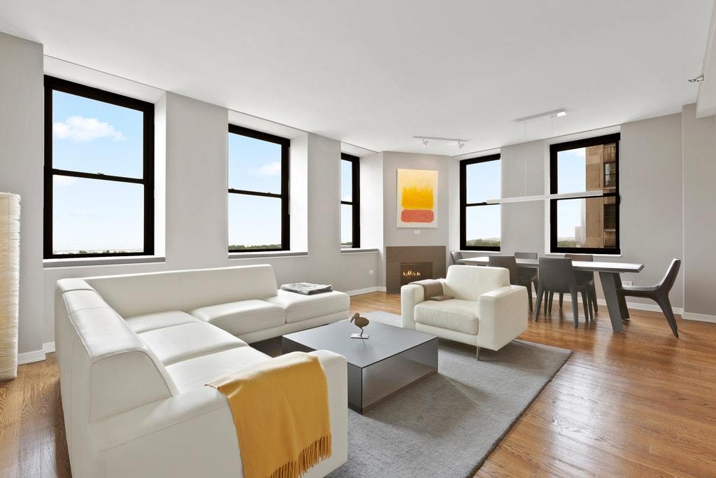6 N MICHIGAN Avenue 903