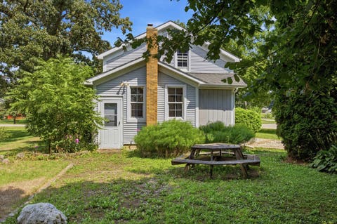 Tiny photo for 10203 Main Street, Hebron, IL 60034 (MLS # 12709463)