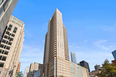 Photo of 545 N Dearborn Street #3301, Chicago, IL 60654 (MLS # 12729447)