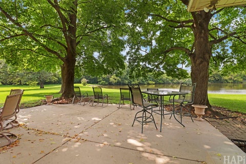 Tiny photo for 55 Watergate Drive, South Barrington, IL 60010 (MLS # 12738581)