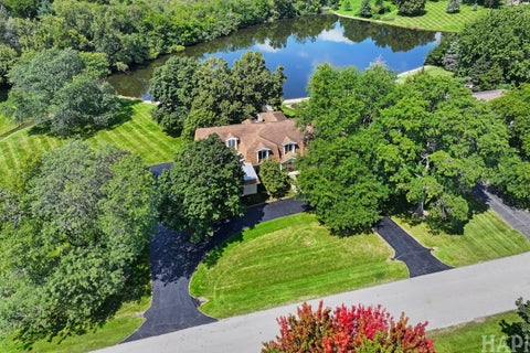 Tiny photo for 55 Watergate Drive, South Barrington, IL 60010 (MLS # 12738581)