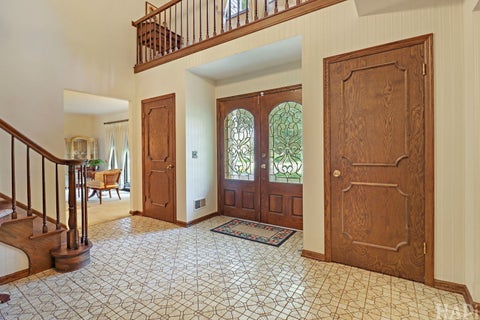 Tiny photo for 55 Watergate Drive, South Barrington, IL 60010 (MLS # 12738581)