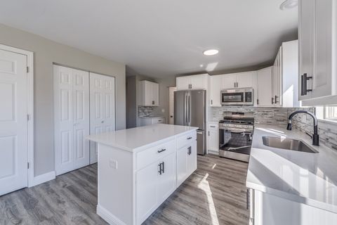 Tiny photo for 153 Treehouse Road, Matteson, IL 60443 (MLS # 12631336)