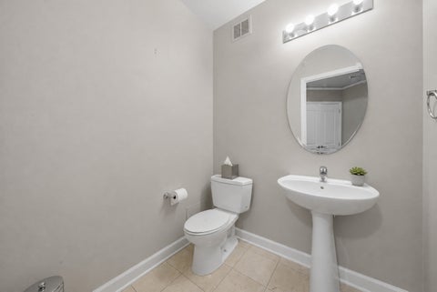 Tiny photo for 420 E WATERSIDE Drive #1410, Chicago, IL 60601 (MLS # 12722085)