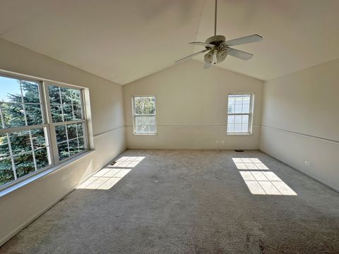 Tiny photo for 331 Parkstone Drive, Cary, IL 60013 (MLS # 12457592)