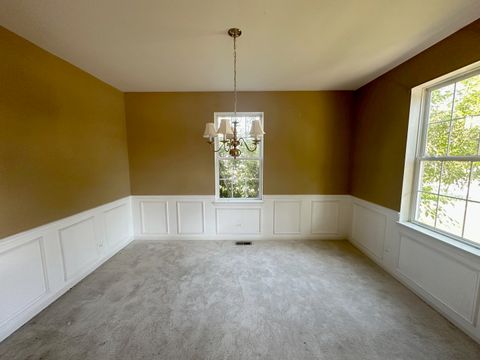 Tiny photo for 331 Parkstone Drive, Cary, IL 60013 (MLS # 12457592)