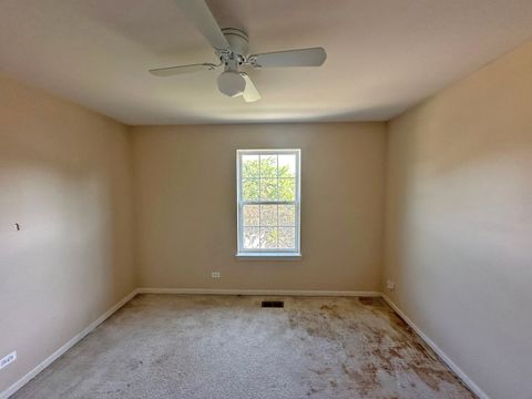 Tiny photo for 331 Parkstone Drive, Cary, IL 60013 (MLS # 12457592)