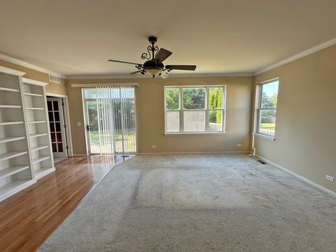 Tiny photo for 331 Parkstone Drive, Cary, IL 60013 (MLS # 12457592)
