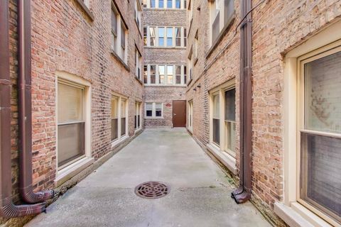 Tiny photo for 46 6th Avenue #GJ, La Grange, IL 60525 (MLS # 12500634)