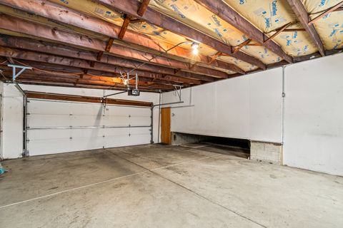 Tiny photo for 17W157 Foster Avenue, Wood Dale, IL 60191 (MLS # 12535902)