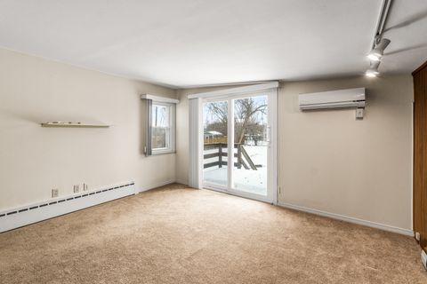 Tiny photo for 17W157 Foster Avenue, Wood Dale, IL 60191 (MLS # 12535902)