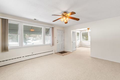 Tiny photo for 17W157 Foster Avenue, Wood Dale, IL 60191 (MLS # 12535902)