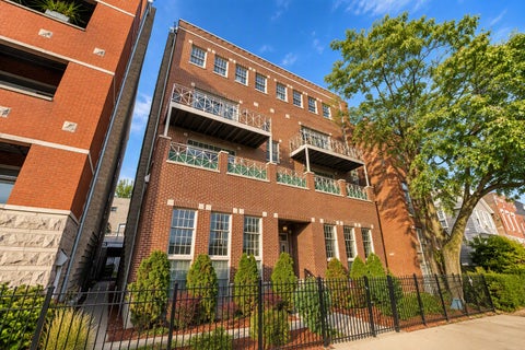 Tiny photo for 1652 W Augusta Boulevard #3W, Chicago, IL 60622 (MLS # 12793331)