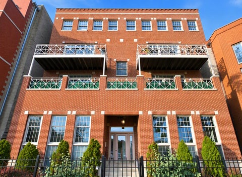 Photo of 1652 W Augusta Boulevard #3W, Chicago, IL 60622 (MLS # 12793331)