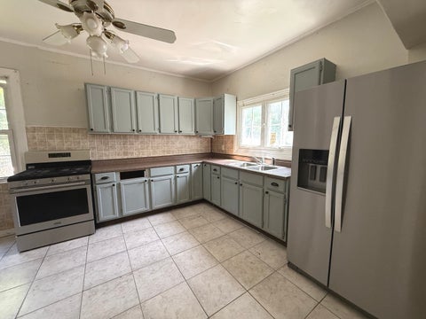 Tiny photo for 1413 Wisconsin Avenue, Berwyn, IL 60402 (MLS # 12758697)