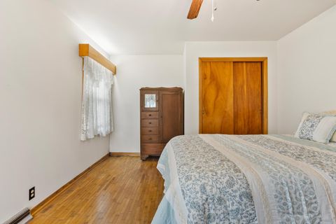 Tiny photo for 509 E Oak Street, Chatsworth, IL 60921 (MLS # 12481258)