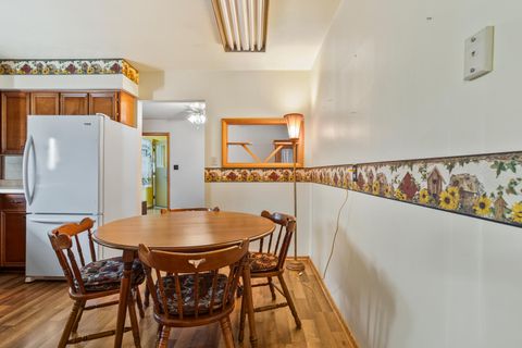 Tiny photo for 509 E Oak Street, Chatsworth, IL 60921 (MLS # 12481258)