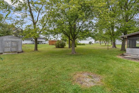 Tiny photo for 509 E Oak Street, Chatsworth, IL 60921 (MLS # 12481258)