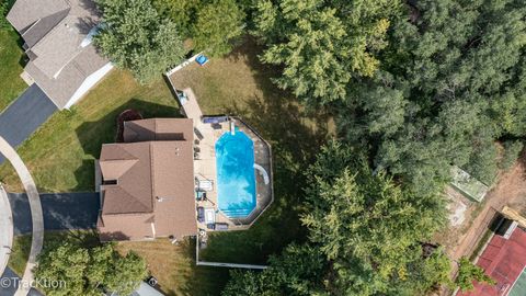 Tiny photo for 2585 Autumn Grove Court, Aurora, IL 60504 (MLS # 12482263)