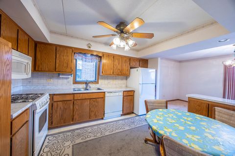 Tiny photo for 16742 Paxton Avenue #2N, Tinley Park, IL 60477 (MLS # 12592695)