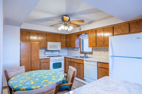 Tiny photo for 16742 Paxton Avenue #2N, Tinley Park, IL 60477 (MLS # 12592695)