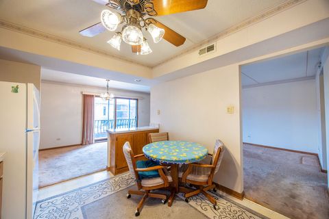 Tiny photo for 16742 Paxton Avenue #2N, Tinley Park, IL 60477 (MLS # 12592695)