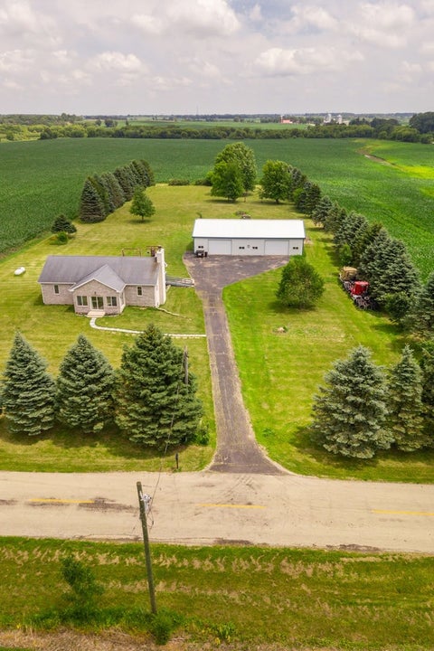 Tiny photo for 16649 Beaverton Road, Capron, IL 61012 (MLS # 12687978)