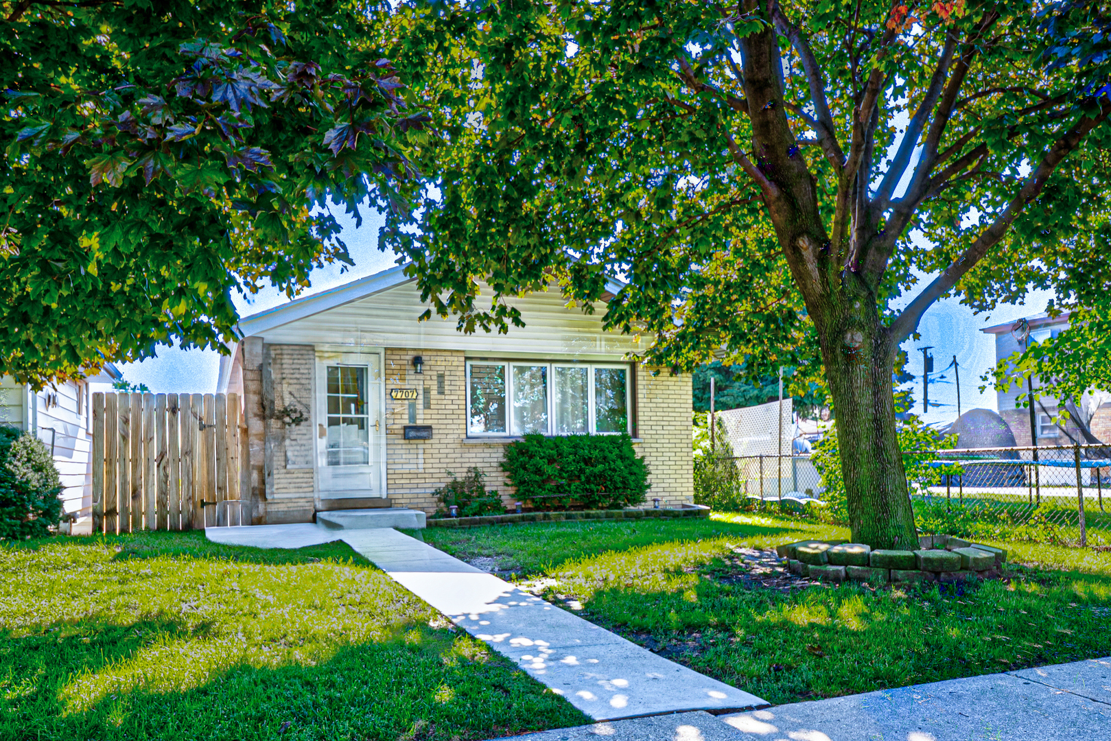 7707 Mobile Avenue