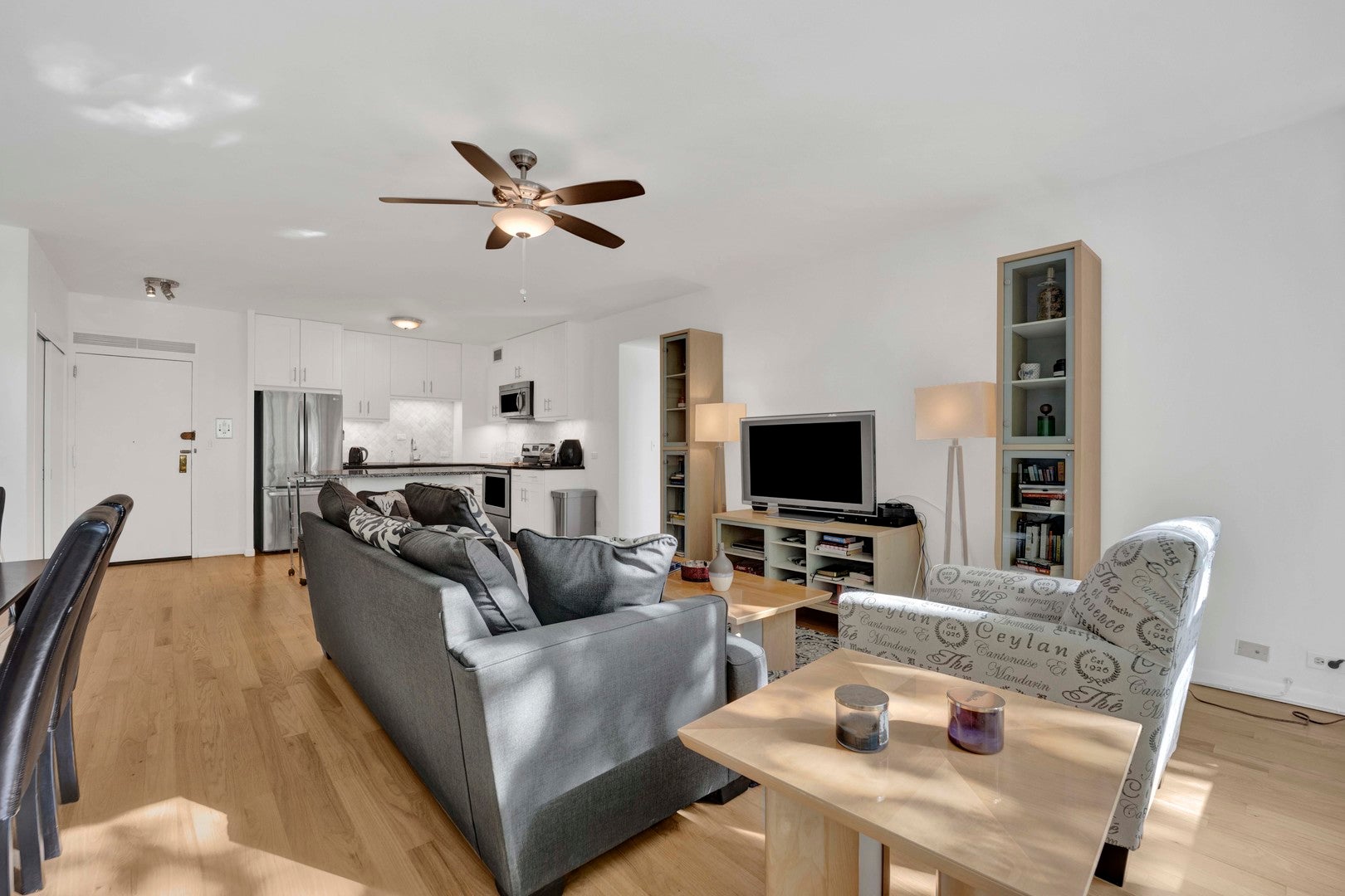 3600 N Lake Shore Drive 201